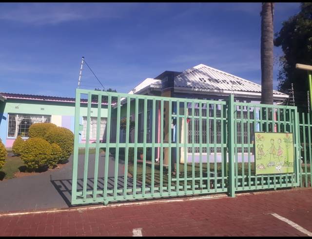 362M² BUSINESS FOR SALE IN RUSTENBURG NORTH